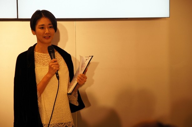 Gapマーケティング部PR担当の小神野直子氏。同社が行った実証実験の結果をレポートした