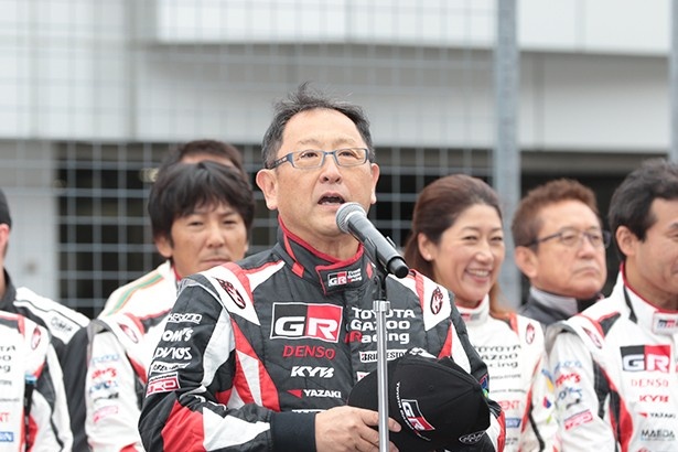 開幕の挨拶をする豊田章男トヨタ自動車株式会社代表取締役社長