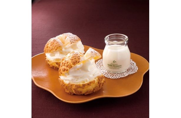 「パパラギ」焼きたてシュークリーム￥368（1個・左）、ヨーグルトムース￥368（右）