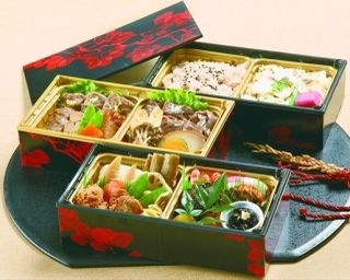 浅草今半の豪華メニューも！「グランスタ」の“新春弁当”