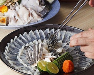 ふぐの王様「とらふぐ」づくしの会席料理で贅沢感を