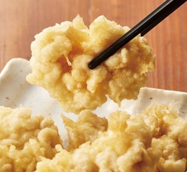 【写真を見る】「冬のご馳走天丼」(880円)にのる真鱈の白子