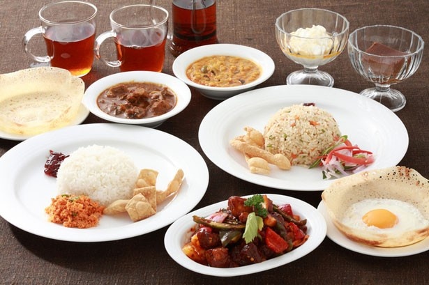 カレーやスペシャリテ、食前酒、デザートまでをひと通り楽しめる、KANDYの「DC.仲良しセット(Xmas ver.)」(3800円、税別) ※写真はイメージ