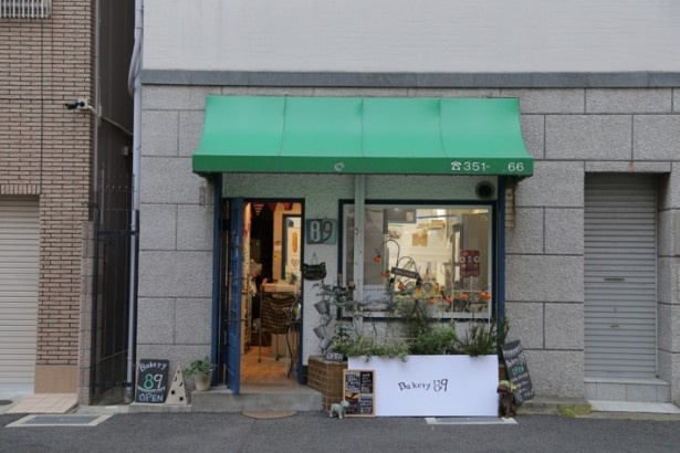 神戸・花隈の「BAKERY 89」は、12月17日、18日、23日、24日、25日に登場