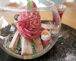 「メス」する新感覚スイーツ！スノードームをイメージしたクリスマス風