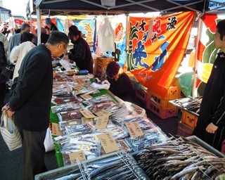 紀伊長島の冬の鮮魚を食べよう！「年末きいながしま大港市」開催