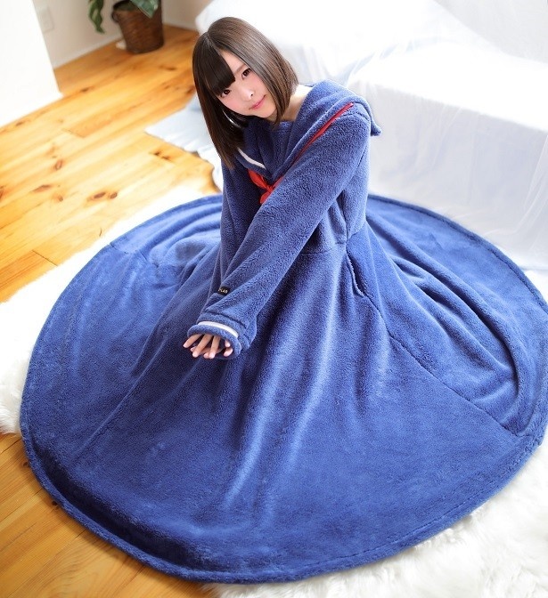 「セラコレ」の着る毛布タイプ