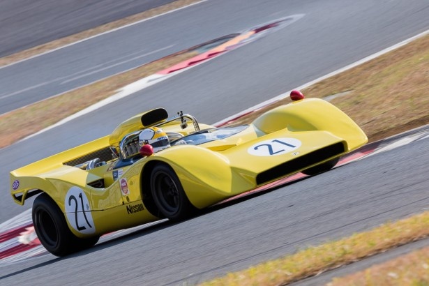 往年のレーシングカーも登場！