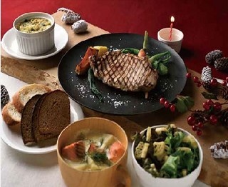 Xmas限定“ムーミンディナー”で北欧気分