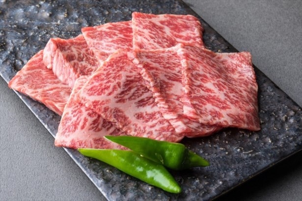 和牛の品評会で2回の最高評価を獲得したA5ランクの宮崎産黒毛和牛も食べれる