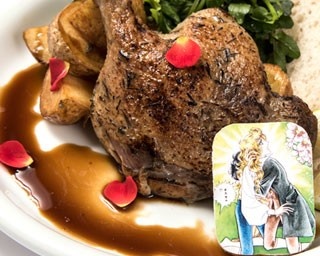 名シーンを再現したメニューも！梅田に期間限定“ベルばらカフェ”