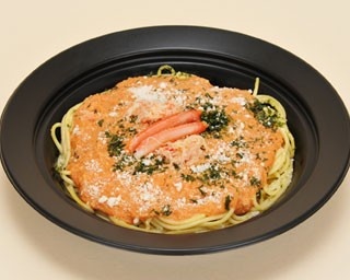 ファミマにカニ尽くしの“ごちそうパスタ”登場