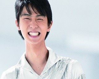 羽生結弦選手の笑顔を職場やリビングで毎日見られる！メモクリップスタンド付きガム