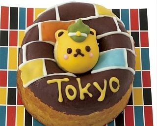 東京駅の開業102周年祝い！高さ2mの“でかガチャ”登場