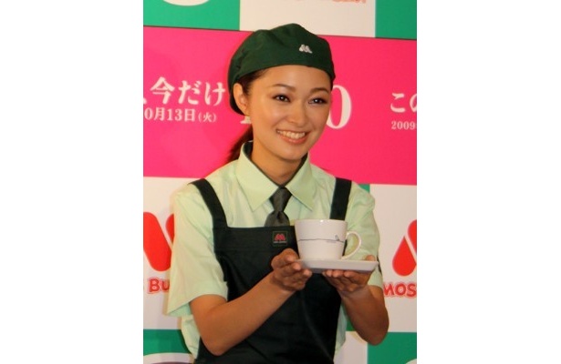超キュート！市井紗耶香さんのモス1日店長姿