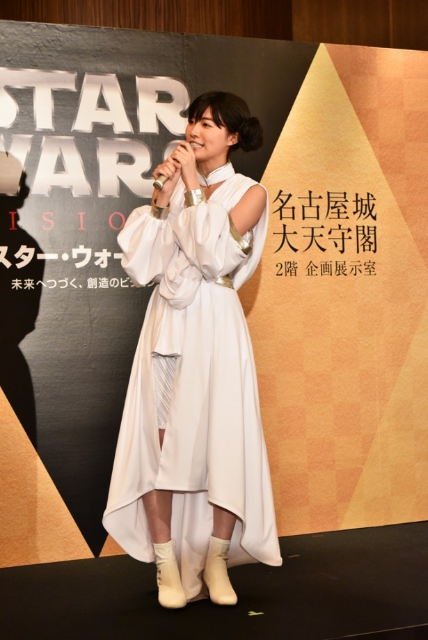 「C-3POとR2-D2のコンビが大好き！」と話す松井珠理奈