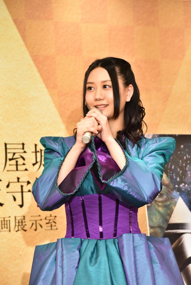 応援ゲスト・古畑奈和は、「スター・ウォーズ/エピソードI～III」に登場した「パドメ」風の衣装を着用