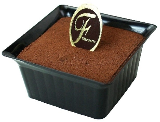スプーンで味わう濃厚なチョコレートケーキ「ショコラ・テリーヌ」(450円)