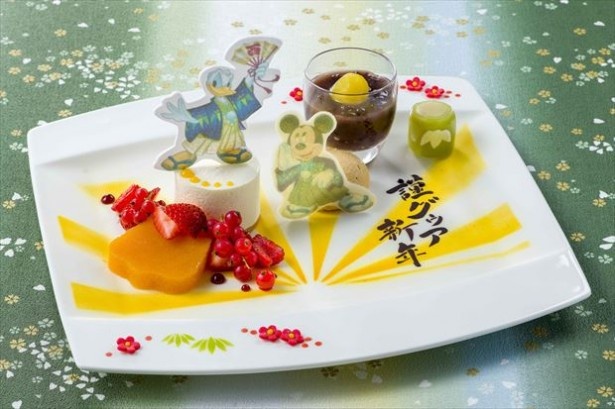 東京ディズニーランドホテル「ドリーマーズ・ラウンジ」の「デザートメドレー」(1650円)