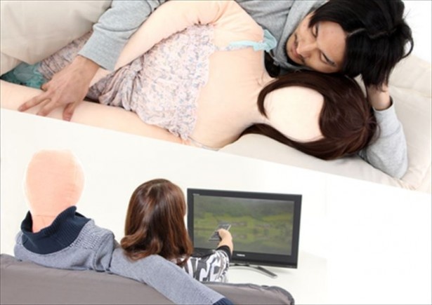 好きなコスチュームを着せたり、添い寝したり、もうあなたは一人じゃない