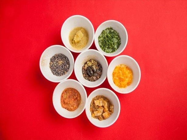 【写真を見る】縁起の良い7つの食材がそろう「七福ディップ」