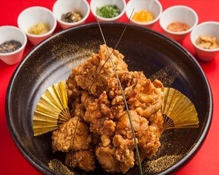 SNSウケは抜群！25個の唐揚げタワーと七福ディップで運気を呼び込め！