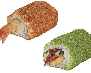 くら寿司の恵方巻が衝撃的過ぎる！「赤鬼巻」と「青鬼巻」に「まるごといわし巻」
