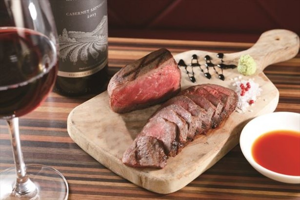 「焼肉 HEIJOUEN 銀座六丁目店」の「熟成神戸牛 カタマリ シキンボウ」(100g3500円)