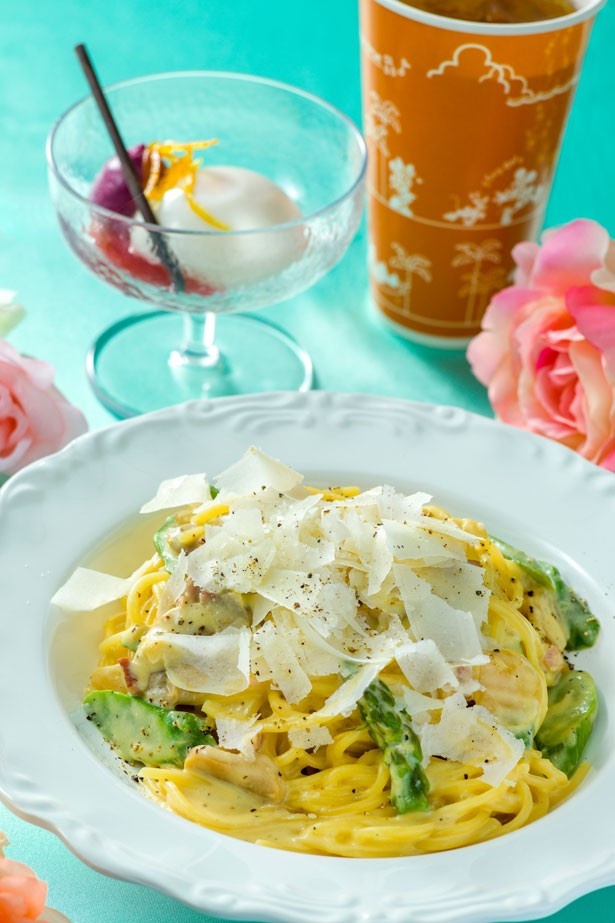 イースターの象徴である卵を用いた、ザンビーニ・ブラザーズ・リストランテの「スペシャルセット」(1580円)