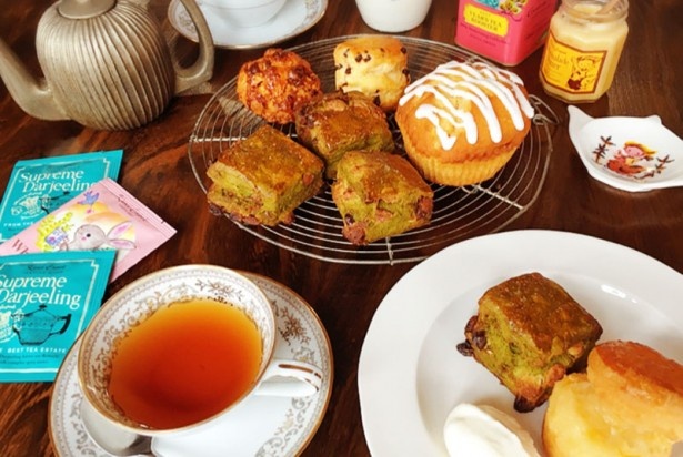 この時期にしか味わえないケーキや紅茶でティーパーティーを楽しもう