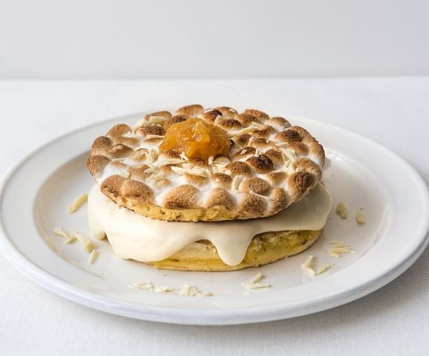 「ホワイトスモアパンケーキ」(税別1180円)