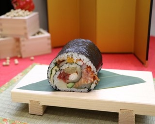 豪華海鮮や新感覚イタリアンも！イトーヨーカドーの恵方巻を実食