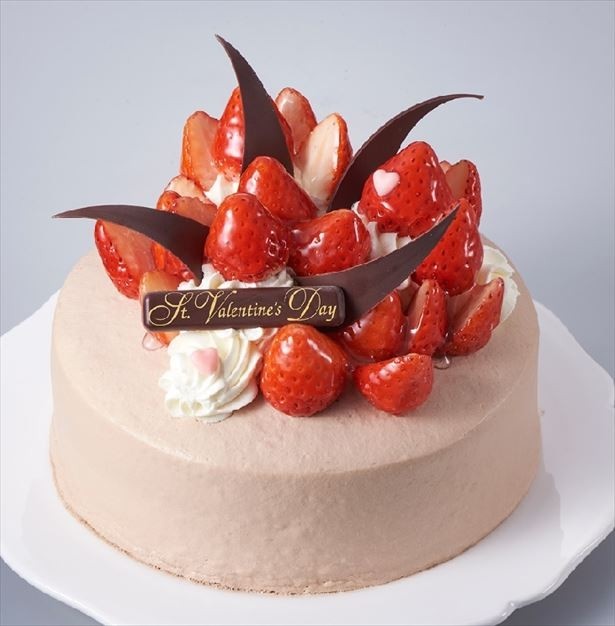 「苺いっぱいのチョコデコレーション」(3240円)