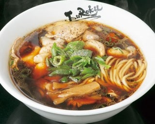 鶏白湯、味噌、煮干し！並んででも食べたい関西行列ラーメン7選
