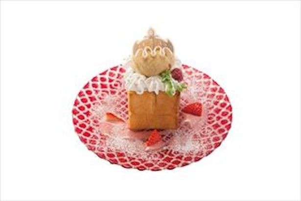 旬のイチゴも添えられた「ウルダハの目覚め～ナナモ女王ミニハニトー～」(780円)