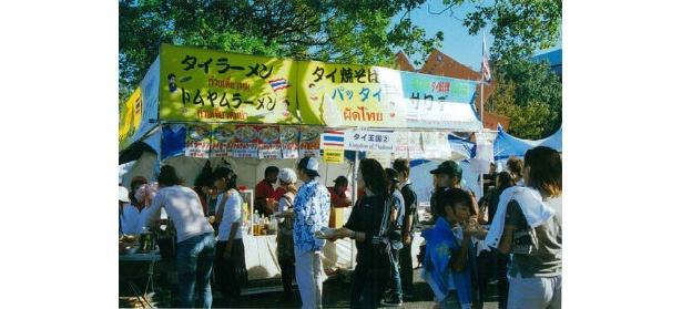 昨年は46万人が来場。ハマ恒例の、秋のフード祭りだ