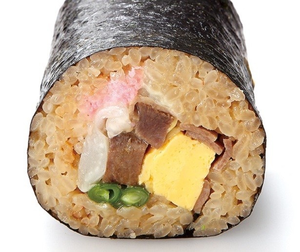 【写真を見る】「利久」の「牛たん恵方巻」