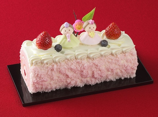 「ひなロール」(長さ19cm 約4人分 2052円)はひなまつり限定の、春のロールケーキ