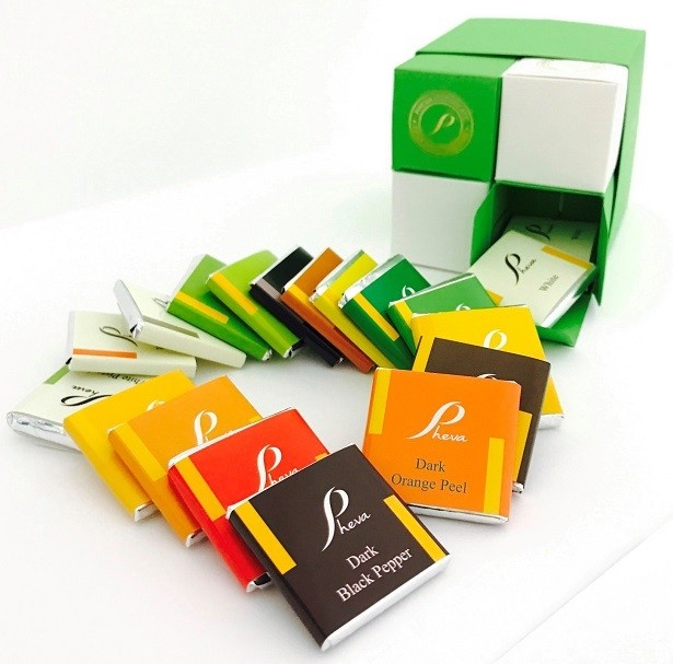 「PHEVA CHOCOLATE(フェバ チョコレート)」の「18flavor 40枚入り」(2916円)