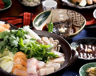 薬膳、あんこう、フォアグラまで!?身も心も温まる東京最新鍋