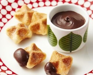 魅惑のハーモニー！さくさくワッフル×なめらかチョコ