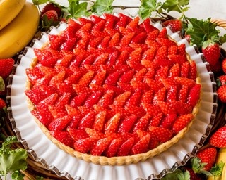 美しすぎるタルトが10種以上！キル フェ ボンで1週間だけのイチゴフェア