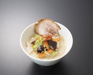 限定メニューも登場！静岡の人気ラーメン店が牧之原SAにオープン!!