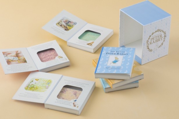 「ブックコレクション」(6個入り・2160円)は、モルトパフやナッツの食感が楽しい6種類のチョコが入っている。ボックスに入った絵本型の箱には、それぞれ実際の表紙の絵柄が