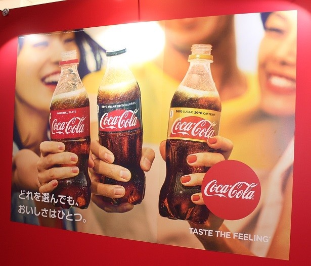 コカ・コーラのパッケージが一新！赤を統一カラーにしたワンブランド