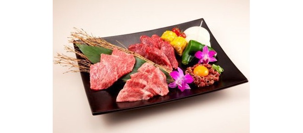 見ているだけでヨダレが出てきそうな高級肉の数々…　「近江牛卸問屋　激〜ＧＥＫＩ〜」より