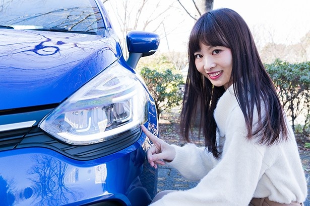 【写真を見る】ヘッドライトのポジションランプがC型に変更。ヘッドライトもフルLED化された