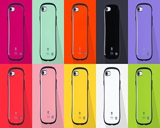 90種から自分の色を選べる！原宿でスマホケース展示会開催