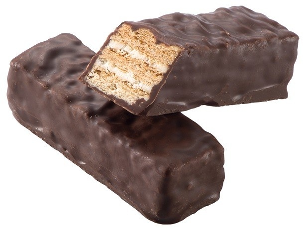 サクサクのパイ生地にホワイトチョコクリームをサンドしミルクチョコレートでコーティングしたミルフィーユ(チョコ)